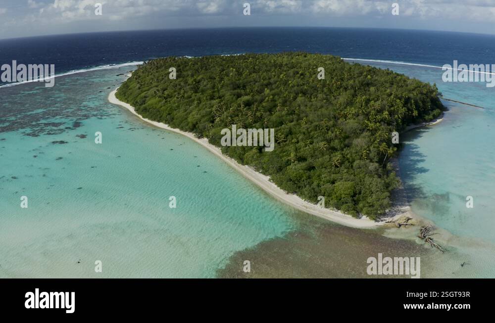 Aerial view of Onetahi island, French Polynesia Stock Video Footage - Alamy