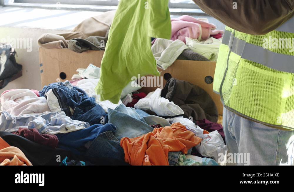 Fibres textiles Stock Videos & Footage - HD and 4K Video Clips - Alamy