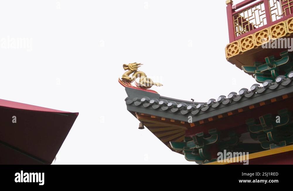 Angle shot of the temple roof in old Shanghai complex, Sedayu City ...