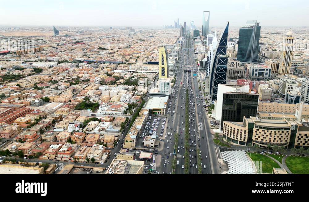Riyadh skyscrapers Stock Videos & Footage - HD and 4K Video Clips - Alamy