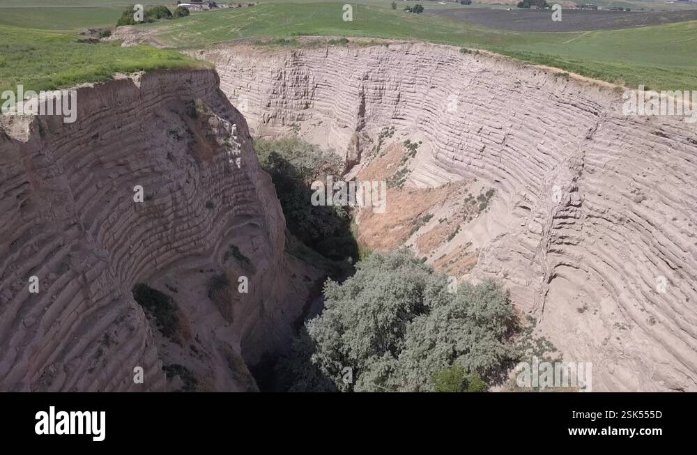 Clay silt sand Stock Videos & Footage - HD and 4K Video Clips - Alamy