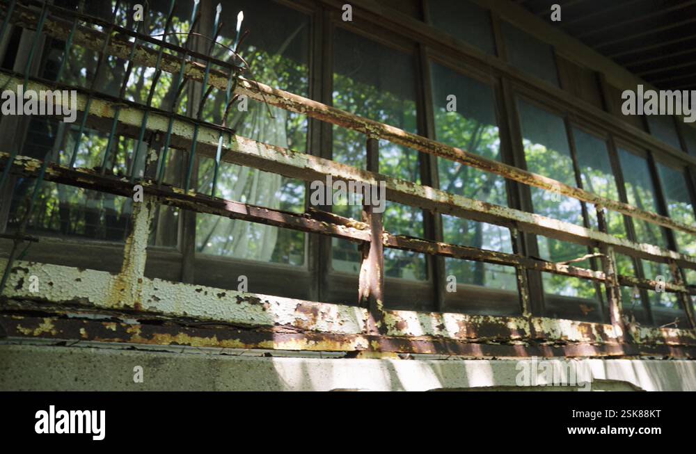 Decaying Abandoned Mansion in Japan, Metal Bars Rusting From Neglect ...