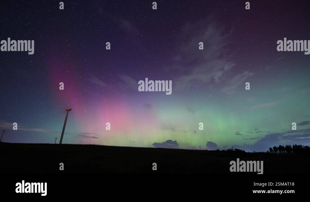 Aurora borealis display Stock Videos & Footage - HD and 4K Video Clips ...