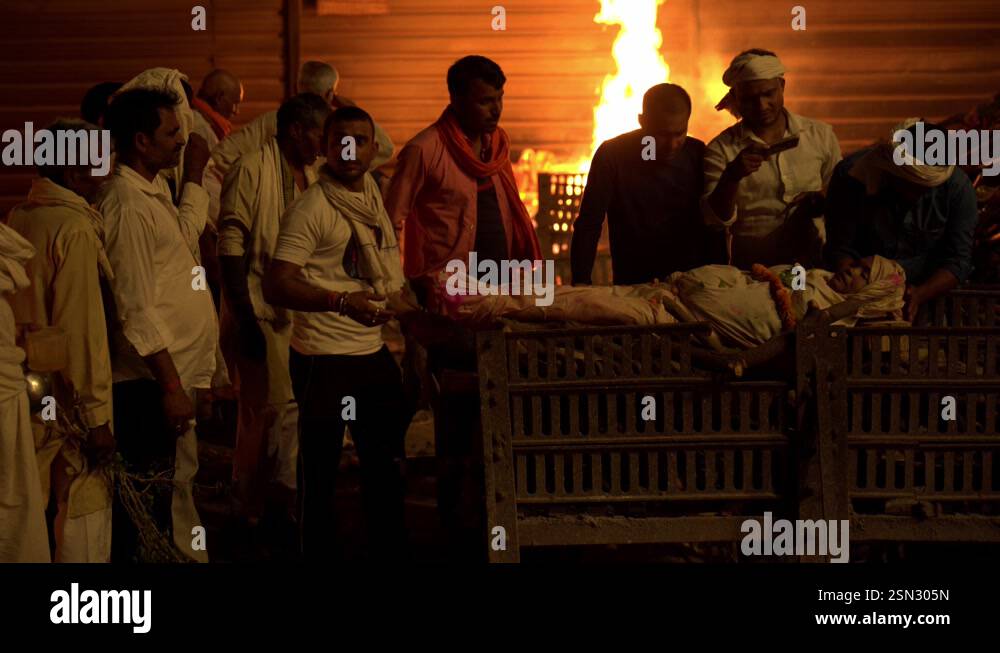 Hindu death rituals Stock Videos & Footage - HD and 4K Video Clips - Alamy