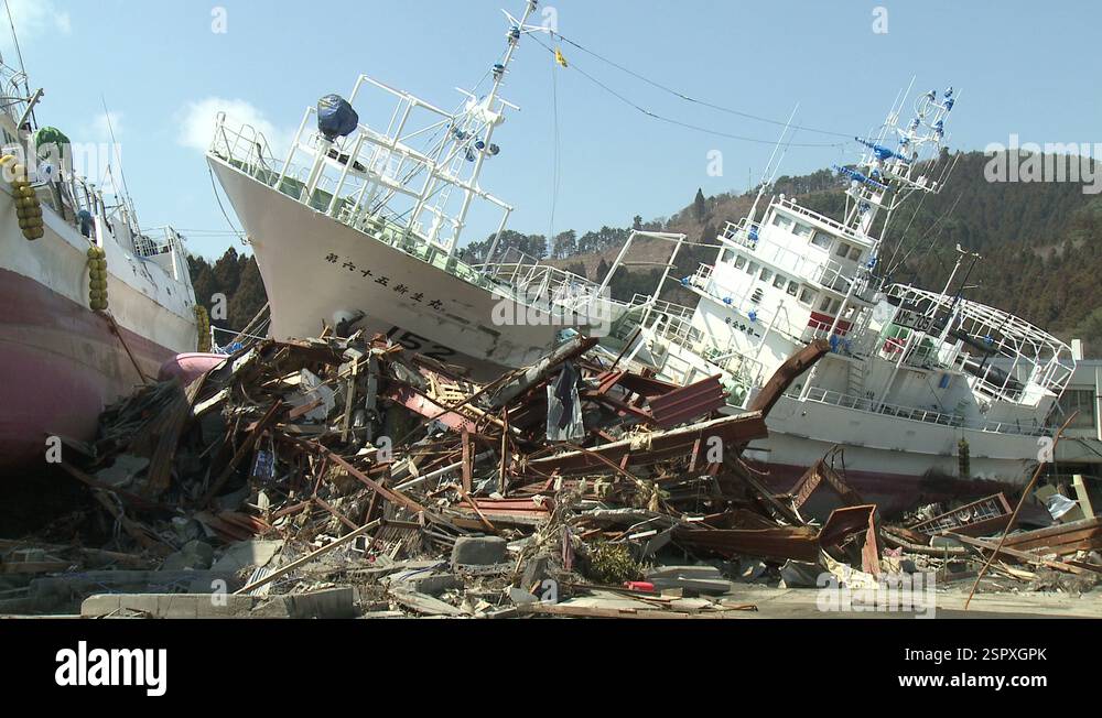 Tsunami footage from ship