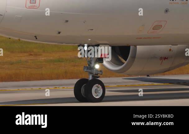 Airbus a320 nose landing gear Stock Videos & Footage - HD and 4K Video ...