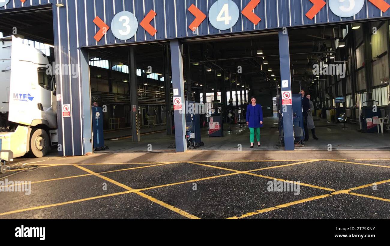 mot-test-centre-stock-videos-footage-hd-and-4k-video-clips-alamy