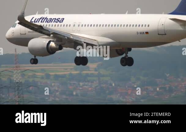 Airbus a320 lufthansa landing Stock Videos & Footage - HD and 4K Video ...
