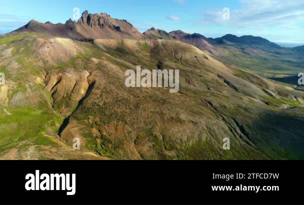 Cone dormant volcano Stock Videos & Footage - HD and 4K Video Clips - Alamy