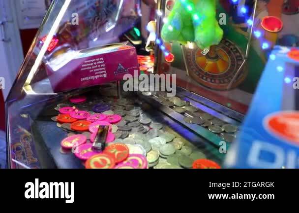 2p machine Stock Videos & Footage - HD and 4K Video Clips - Alamy