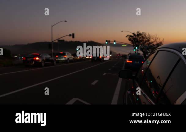 Traffic lights on pacific coast highway 1, Torrey Pines state beach ...