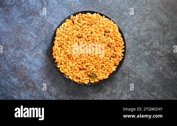 Puffed rice snack Stock Videos & Footage - HD and 4K Video Clips - Alamy