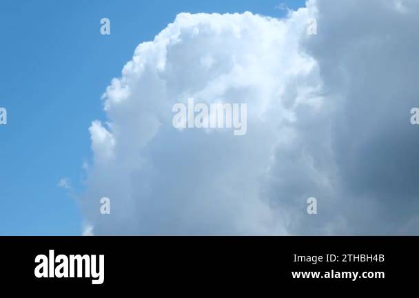 Pluffy clouds Stock Videos & Footage - HD and 4K Video Clips - Alamy