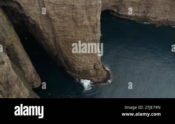 4K Beautiful view of the Sorvagsvatn Lake above the ocean in Vagar ...