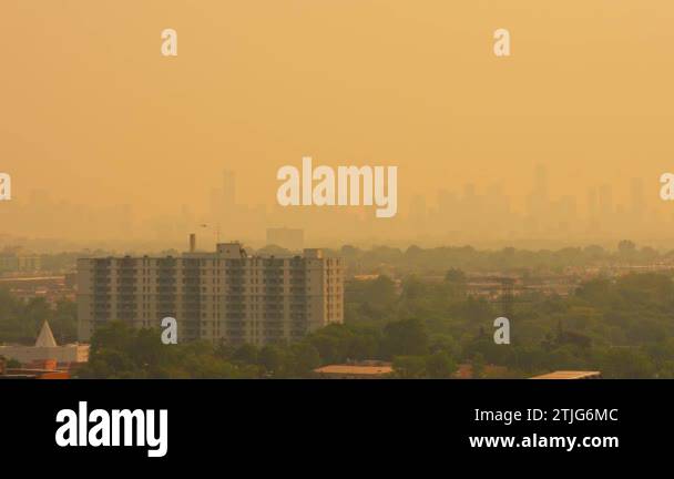 Plume smoke disaster Stock Videos & Footage - HD and 4K Video Clips - Alamy