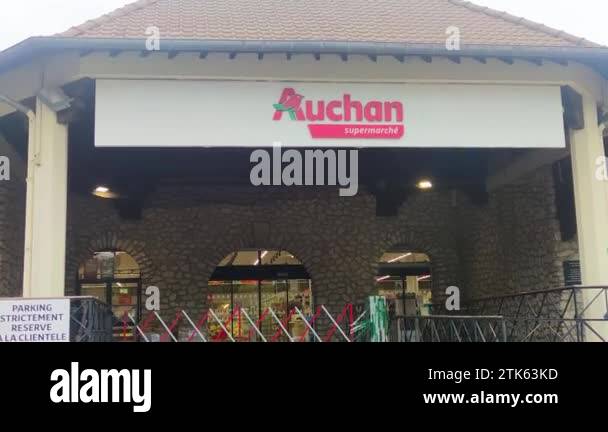 France supermarket customer Stock Videos & Footage - HD and 4K Video ...