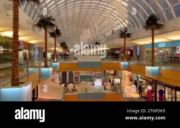 Galleria dallas mall Stock Videos & Footage - HD and 4K Video Clips - Alamy