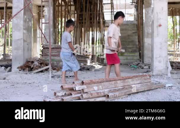 Poor children forced to do construction work, child labor, abuse To the ...