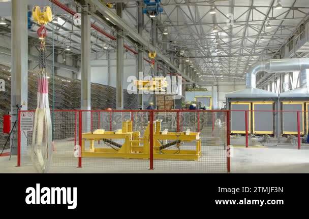 The operator lifting device timelapse, lift loads using lifting magnet ...