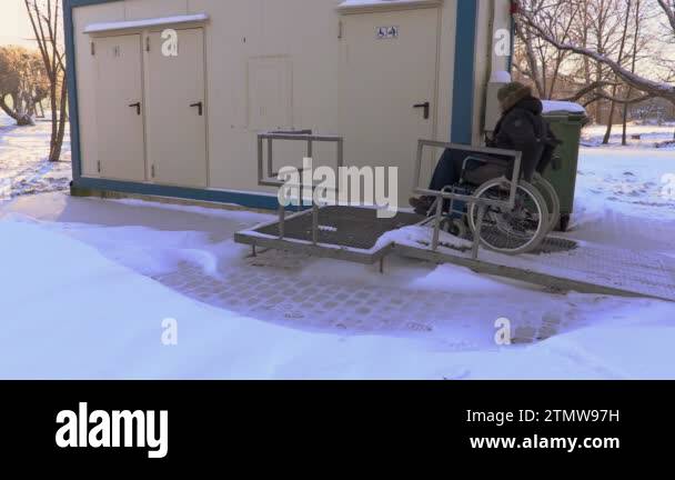 Ultimate Comfort: Discover The Revolutionary 5-in-1 Toilet Armchair