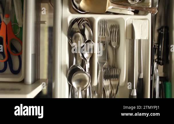 Silverware Falling Flatware Stock Videos & Footage - HD and 4K Video Clips - Alamy