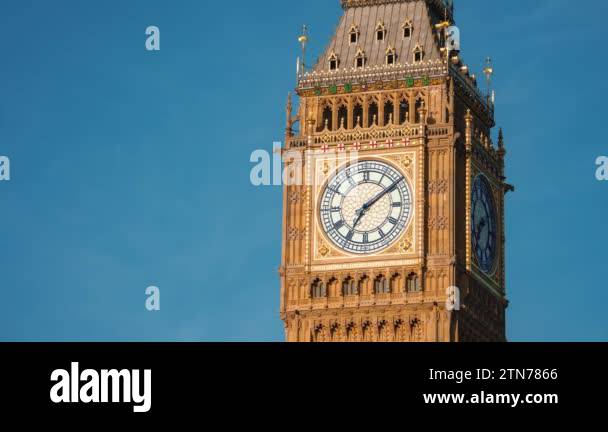 big-ben-clock-tower-on-a-sunny-early-morning-in-london-uk-a-view-of