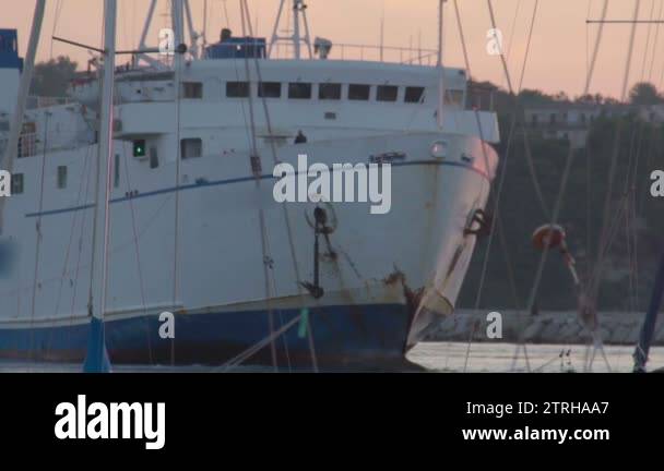 Maritime trade route Stock Videos & Footage - HD and 4K Video Clips - Alamy
