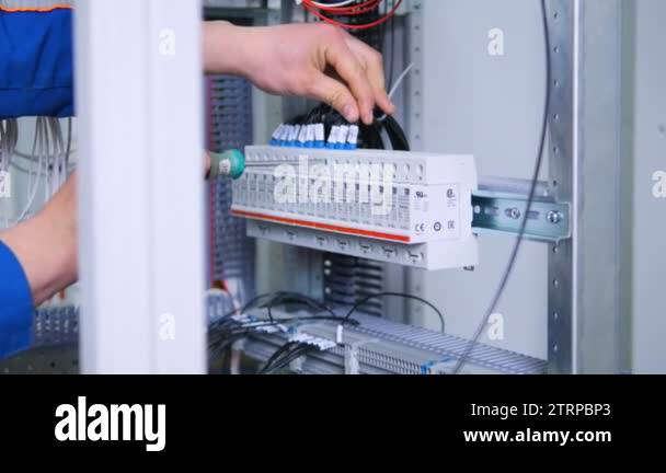 Fuse rack Stock Videos & Footage - HD and 4K Video Clips - Alamy