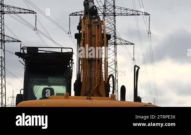 Track excavator Stock Videos & Footage - HD and 4K Video Clips - Alamy