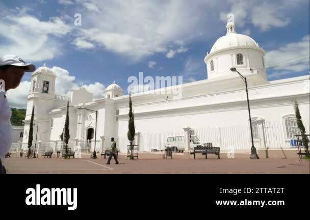 Catedral san Stock Videos & Footage - HD and 4K Video Clips - Alamy