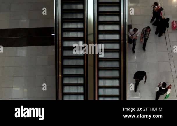 Walkway Clips Walkway escalator Stock Videos & Footage - HD and 4K Video Clips - Alamy