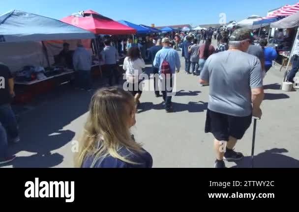 Traders village Stock Videos & Footage - HD and 4K Video Clips - Alamy