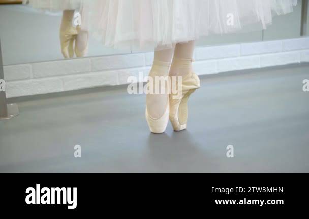 Stand on tiptoe Stock Videos & Footage - HD and 4K Video Clips - Alamy