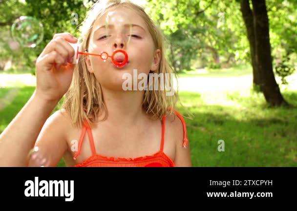 Mayflower Girl Bubble main image 1