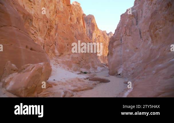 Africa rock egypt Stock Videos & Footage - HD and 4K Video Clips - Alamy