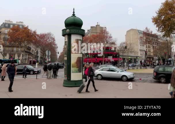 Place De Lecole Stock Videos Footage Hd And 4k Video Clips Alamy