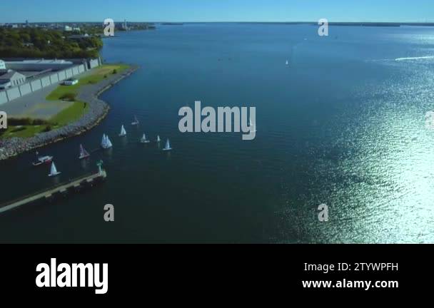 Sailing boat Stock Videos & Footage - HD and 4K Video Clips - Alamy