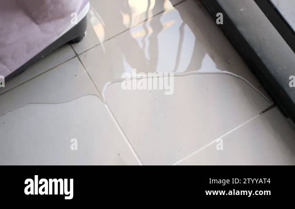 Puddle Rloor Puddle floor tile Stock Videos & Footage - HD and 4K Video Clips - Alamy