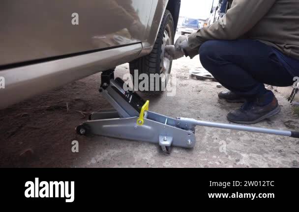 Replacing Wheel Nuts Stock Videos Footage Hd And 4k Video Clips Alamy