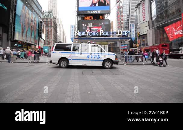 New york police department nypd station Stock Videos & Footage - HD and ...