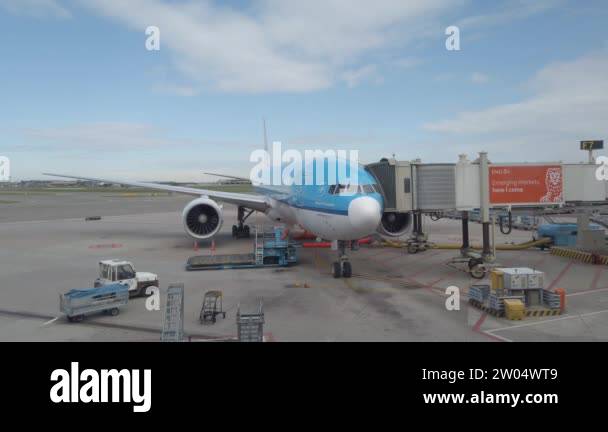 Airline founded Stock Videos & Footage - HD and 4K Video Clips - Alamy