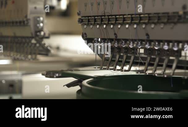 Automatic single head single needle computer embroidery machine ...