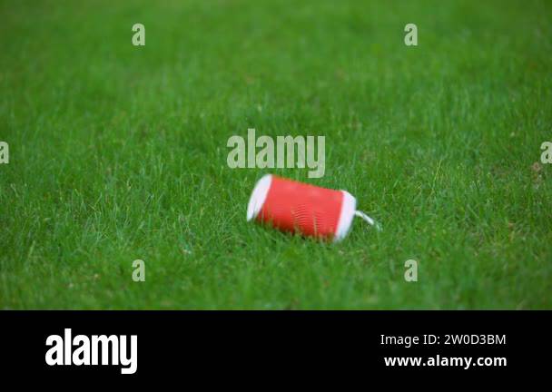 Paper cup waste Stock Videos & Footage - HD and 4K Video Clips - Alamy
