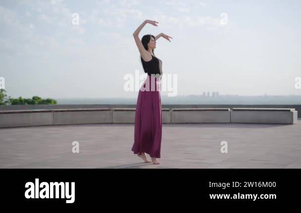Woman sitting back view knee Stock Videos & Footage - HD and 4K Video ...