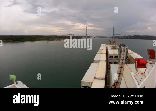 Reefer cargo Stock Videos & Footage - HD and 4K Video Clips - Alamy