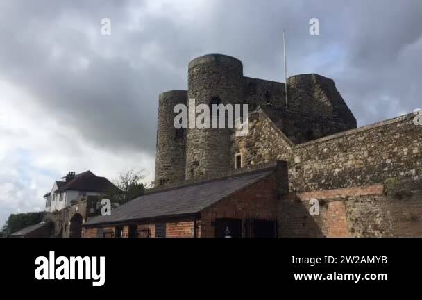 CASTLE, RYE, EAST SUSSEX, UK - 10/20/2020: 14th-century Ypres Tower ...