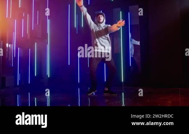 Blue billy Stock Videos & Footage - HD and 4K Video Clips - Alamy