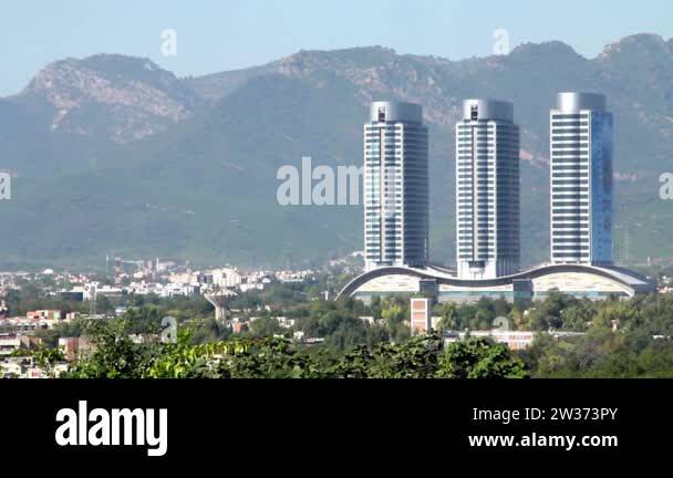 ISLAMABAD, PAKISTAN - NOVEMBER 16: Skyscraper (Centaurus) on Jinnah ...