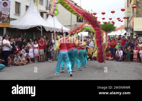 Chinese dragon dance Stock Videos & Footage - HD and 4K Video Clips - Alamy