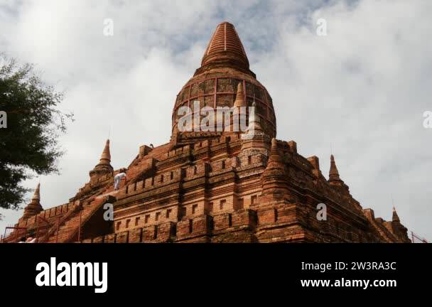 Temples in myanmar tourists Stock Videos & Footage - HD and 4K Video ...